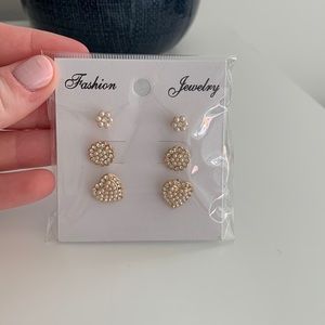 Set of three design earring set